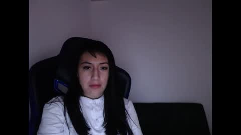 Snapshot of luisa_homes chatting on 14, 12, 2025 luisa_homes online show from 14, 12, 2025