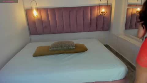 L U I S A online show from 21, 2, 2025