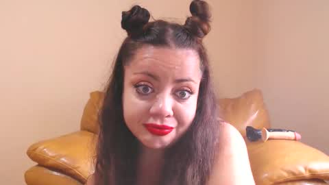 Snapshot of luisahornydoll chatting on 25, 9, 2025 Cassie online show from 25, 9, 2025