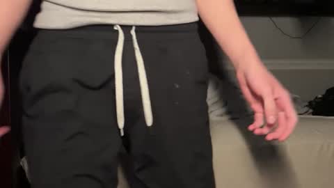 Luis online show from 2, 3, 2025