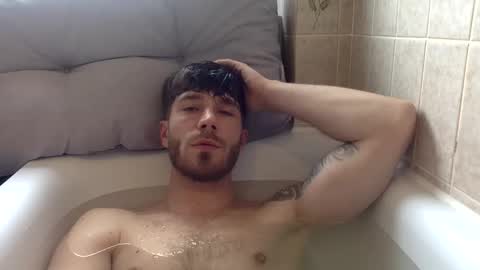 Snapshot of luisbadx chatting on 16, 5, 2026 Luis Badx online show from 16, 5, 2026