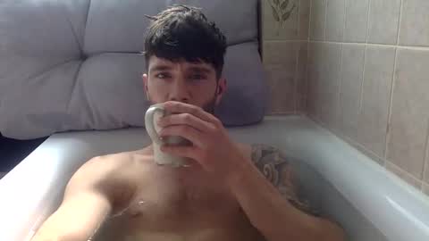 Snapshot of luisbadx chatting on 6, 6, 2026 Luis Badx online show from 6, 6, 2026