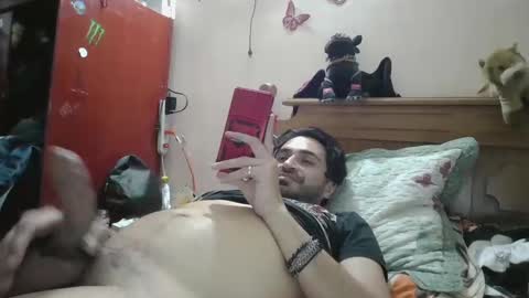 Snapshot of luismiastarot chatting on 10, 10, 2025 luismiastarot online show from 10, 10, 2025