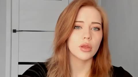 Snapshot of luiza012 chatting on 25, 3, 2026 Lizzy online show from 25, 3, 2026