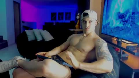 Snapshot of lukas_green1 chatting on 11, 7, 2026 Lukas Green online show from 11, 7, 2026