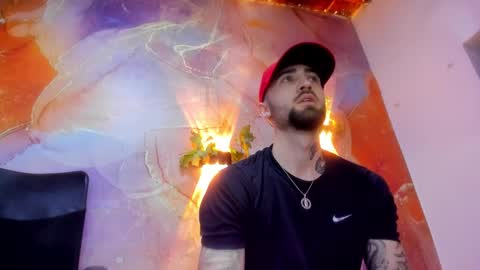 Snapshot of luke_davis01 chatting on 30, 1, 2025 LUKE online show from 30, 1, 2025