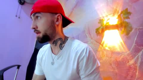 Snapshot of luke_davis01 chatting on 10, 2, 2025 LUKE online show from 10, 2, 2025