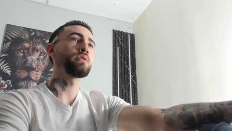 Snapshot of luke_davis01 chatting on 12, 3, 2025 LUKE online show from 12, 3, 2025