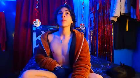 Snapshot of luke_howland chatting on 19, 2, 2025 Luke online show from 19, 2, 2025