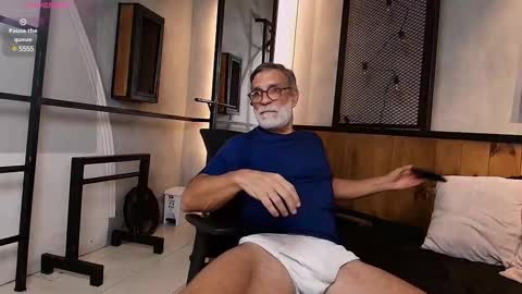 Snapshot of lukecrews chatting on 30, 1, 2025 Luke Crews online show from 30, 1, 2025