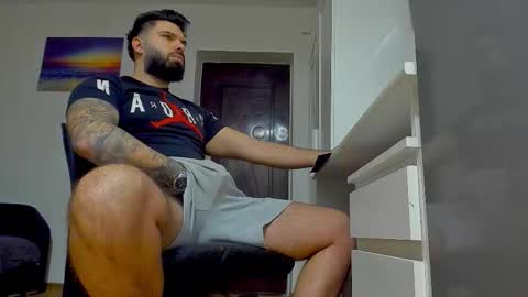 Snapshot of lukedenver chatting on 18, 12, 2025 Luke online show from 18, 12, 2025