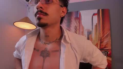 Snapshot of lukeetaylor_ chatting on 14, 12, 2025 Luke Taylor online show from 14, 12, 2025