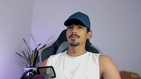 Luke Taylor online show from 6, 4, 2026