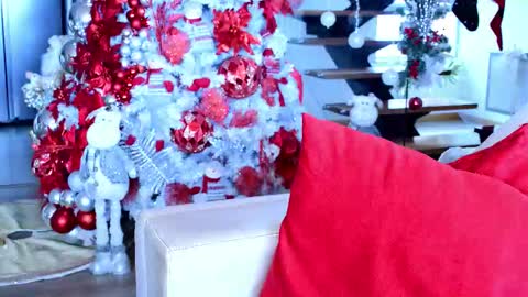 Lukhas f4f online show from 12, 1, 2026