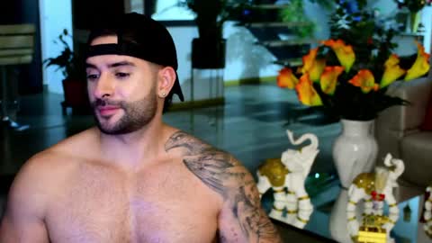 Lukhas f4f online show from 28, 3, 2026