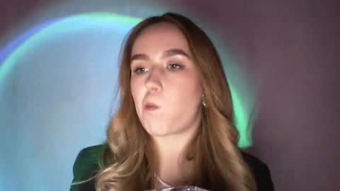 Lulu Baby18 online show from 6, 2, 2025