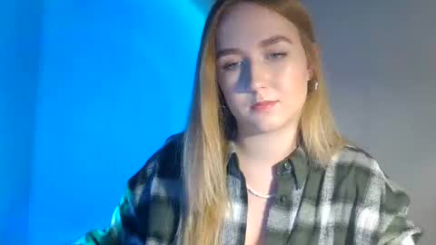 Lulu Baby18 online show from 25, 2, 2025