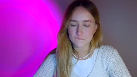 Lulu Baby18 online show from 18, 9, 2025