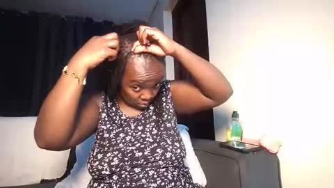 lulu_sparks1 online show from 23, 12, 2025