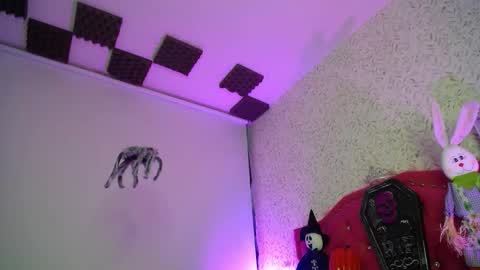 Snapshot of luly_blue chatting on 25, 10, 2025 Luly online show from 25, 10, 2025