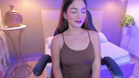 Snapshot of luma_sky chatting on 13, 9, 2025 L U M A online show from 13, 9, 2025