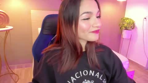 Snapshot of luma_sky chatting on 16, 9, 2025 L U M A online show from 16, 9, 2025