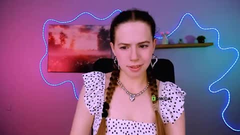 Sweet Lumi online show from 31, 5, 2026