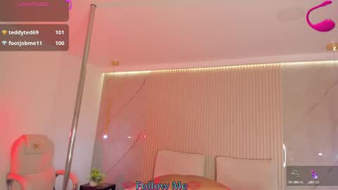 luminous__queen online show from 8, 3, 2025