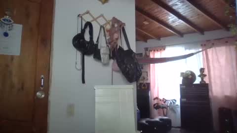 Snapshot of luna__cute chatting on 7, 11, 2025 Luna online show from 7, 11, 2025