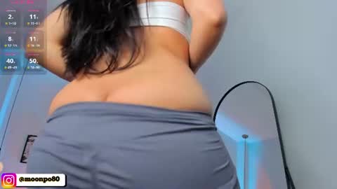 Snapshot of luna__ponce chatting on 8, 7, 2026 online show from 8, 7, 2026