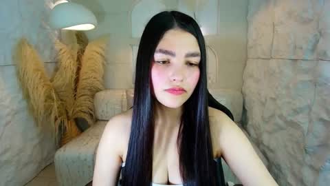 Snapshot of luna__r chatting on 18, 10, 2025 Luna online show from 18, 10, 2025
