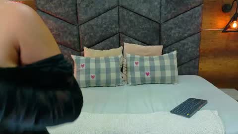 Snapshot of luna_and_jackson_ chatting on 16, 6, 2026 Luna Jackson online show from 16, 6, 2026