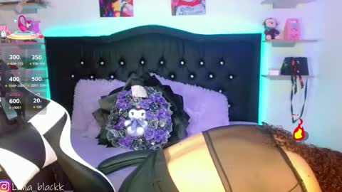 Snapshot of luna_blackk_ chatting on 6, 10, 2025 Luna online show from 6, 10, 2025
