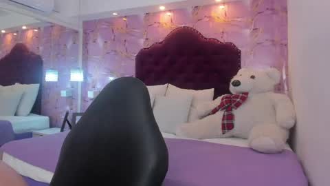Luna Bloom online show from 9, 5, 2026