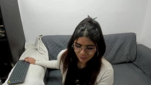 luna  online show from 22, 11, 2025