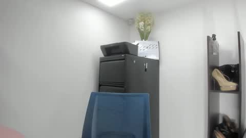 luna  online show from 12, 1, 2026