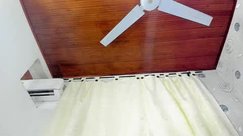Snapshot of luna_evaa chatting on 7, 1, 2025 Luna Eva online show from 7, 1, 2025