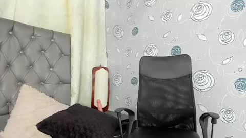 Snapshot of luna_evaa chatting on 15, 1, 2025 Luna Eva online show from 15, 1, 2025