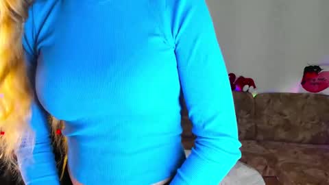 Snapshot of luna_evan chatting on 30, 12, 2024 luna_evan online show from 30, 12, 2024