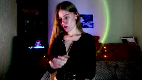 Snapshot of luna_evan chatting on 1, 12, 2025 luna_evan online show from 1, 12, 2025