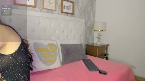 luna forever7 online show from 31, 3, 2026