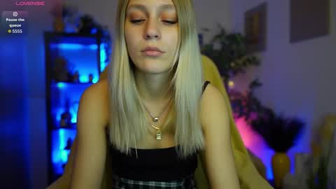 luna_grace18 online show from 30, 3, 2026