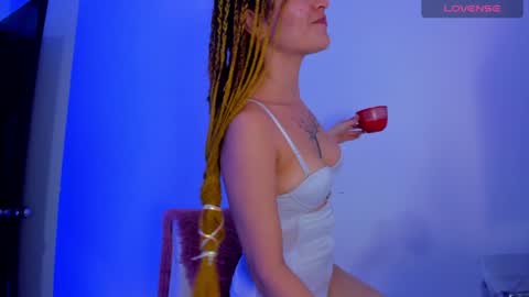 luna_hazard online show from 8, 12, 2024