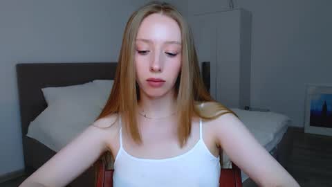 Snapshot of luna_insanity chatting on 11, 12, 2024 Luna online show from 11, 12, 2024