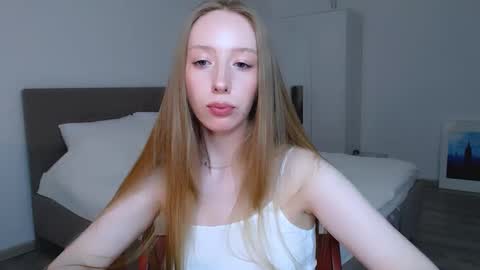 Snapshot of luna_insanity chatting on 12, 12, 2024 Luna online show from 12, 12, 2024