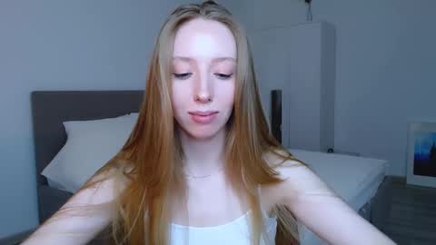 Snapshot of luna_insanity chatting on 16, 12, 2024 Luna online show from 16, 12, 2024