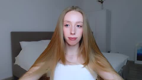 Snapshot of luna_insanity chatting on 22, 12, 2024 Luna online show from 22, 12, 2024