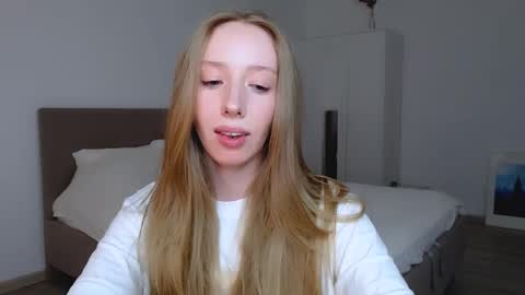 Snapshot of luna_insanity chatting on 29, 12, 2024 Luna online show from 29, 12, 2024