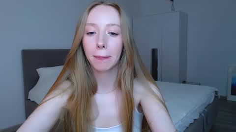 Snapshot of luna_insanity chatting on 30, 12, 2024 Luna online show from 30, 12, 2024