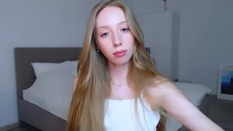 Snapshot of luna_insanity chatting on 13, 1, 2025 Luna online show from 13, 1, 2025